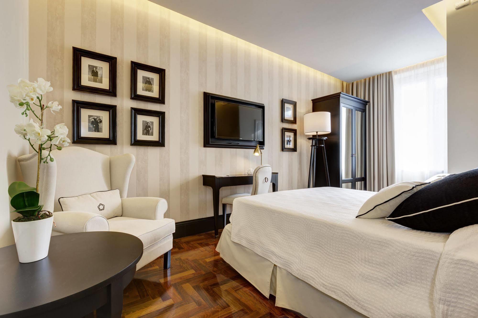 Bellezza Al Colosseo - B&B & Apts Roma Eksteriør bilde